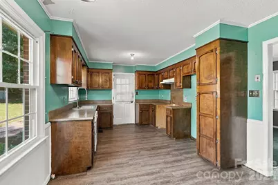 2116 Deepwood Court, Gastonia, NC 28054 - Photo 9
