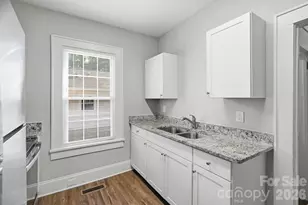 401 Skyland Ave, Charlotte, NC 28205 - Photo 13