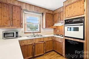 100 Abernathy St, Mount Holly, NC 28120 - Photo 17