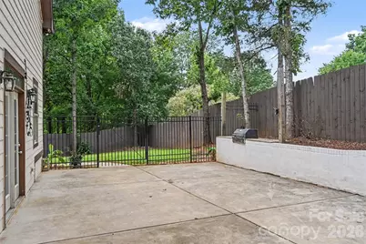 14832 Brighton Place, Charlotte, NC 28227 - Photo 37
