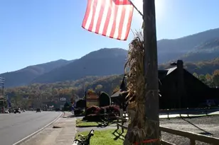 398 Locust Dr, Maggie Valley, NC 28751 - Photo 31