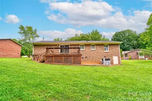 609 Blythe St, Shelby, NC 28152 - Photo 27