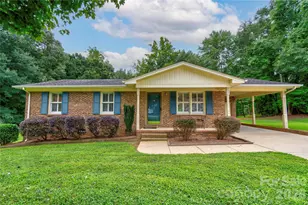 609 Blythe St, Shelby, NC 28152 - Photo 1