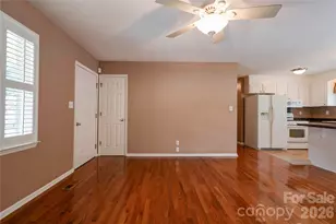 609 Blythe St, Shelby, NC 28152 - Photo 5