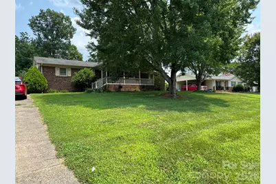 804 Lauras Lane, Albemarle, NC 28001 - Photo 5