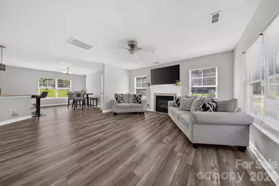 2047 Sonoma Valley Drive, Charlotte, NC 28214 - Photo 3