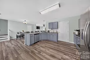 2047 Sonoma Valley Dr, Charlotte, NC 28214 - Photo 11
