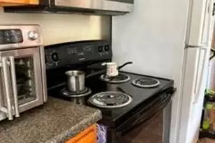 601 E Saunders Ave, Newton, NC 28658 - Photo 3