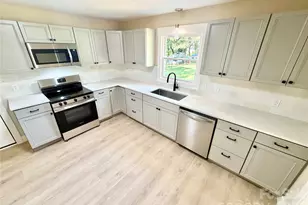 88 Polk St, Taylorsville, NC 28681 - Photo 11