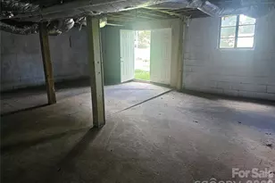 840 W Garrison Blvd, Gastonia, NC 28052 - Photo 11