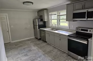 840 W Garrison Blvd, Gastonia, NC 28052 - Photo 3