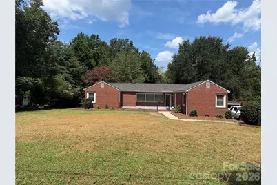 819 Wildwood Street, Wadesboro, NC 28170 - Photo 1