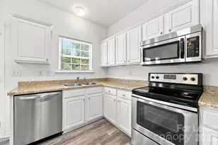 1748 Chinchester Ln, Charlotte, NC 28270 - Photo 9