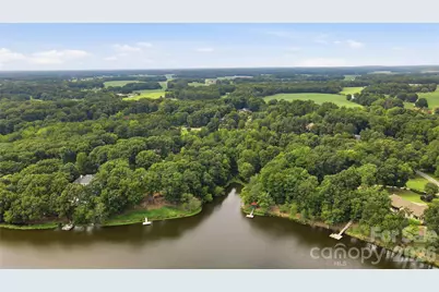 1006 Waterview Lane, Monroe, NC 28110 - Photo 9