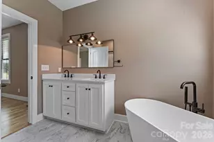5785 W Nc 10 Hwy, Hickory, NC 28602 - Photo 27