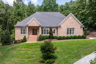 2752 Brittany Dr, Lenoir, NC 28645 - Photo 3