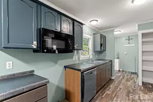 195 Shiloh Rd, Asheville, NC 28803 - Photo 11
