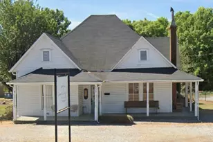 658 E Main Ave, Taylorsville, NC 28681 - Photo 1