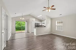 1311 Braveheart Ln, Charlotte, NC 28216 - Photo 3