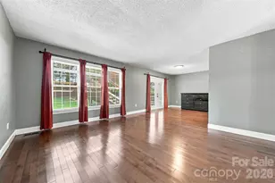 4662 Granada Hills Dr, Granite Falls, NC 28630 - Photo 5