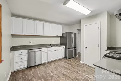 12000 Rock Canyon Drive, Charlotte, NC 28226 - Photo 5