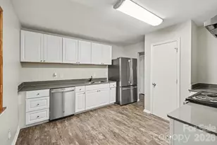 12000 Rock Canyon Dr, Charlotte, NC 28226 - Photo 5