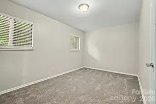 12000 Rock Canyon Dr, Charlotte, NC 28226 - Photo 11