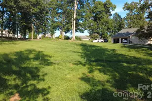 3870 Hyder Ct, Morganton, NC 28655 - Photo 1