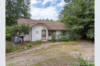 375 E King Street, East Flat Rock, NC 28726 - Photo 3