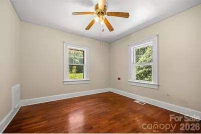 375 E King Street, East Flat Rock, NC 28726 - Photo 21