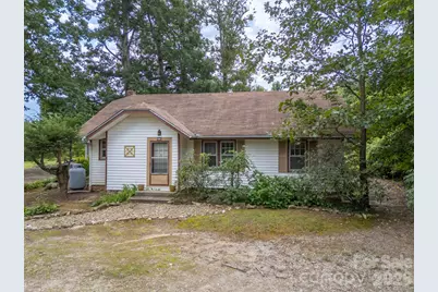 375 E King Street, East Flat Rock, NC 28726 - Photo 5