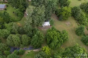 375 E King St, East Flat Rock, NC 28726 - Photo 45