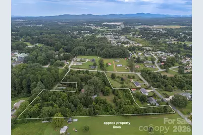 375 E King Street, East Flat Rock, NC 28726 - Photo 43