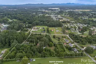375 E King St, East Flat Rock, NC 28726 - Photo 43