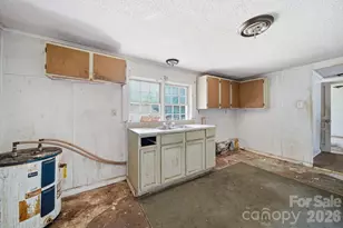 439 Richardson St, Albemarle, NC 28001 - Photo 23