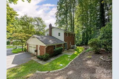 211 Ginseng Lane, Hendersonville, NC 28791 - Photo 33