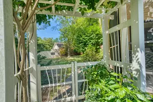 130 Exeter Ct, Hendersonville, NC 28791 - Photo 35