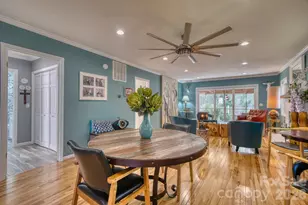 130 Exeter Ct, Hendersonville, NC 28791 - Photo 5