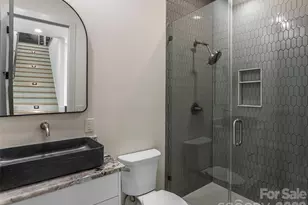 24 S Watchman Dr, Hendersonville, NC 28791 - Photo 27