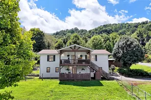 555 Acres View Dr, Waynesville, NC 28786 - Photo 43