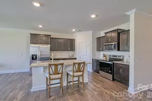 54 Creekview Rd, Hendersonville, NC 28792 - Photo 3