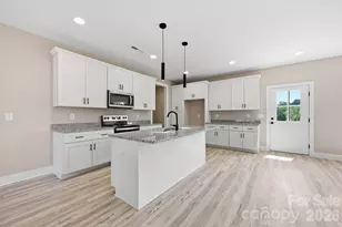 1513 Robin Rd, Newton, NC 28658 - Photo 3
