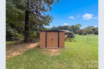225 Vineyard Drive, Salisbury, NC 28146 - Photo 23