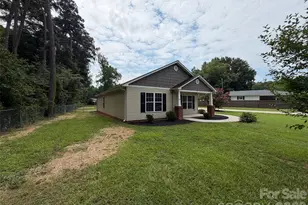 225 Vineyard Dr, Salisbury, NC 28146 - Photo 19