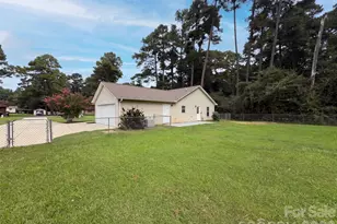 225 Vineyard Dr, Salisbury, NC 28146 - Photo 21