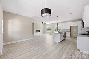 1517 Robin Rd, Newton, NC 28658 - Photo 3