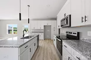 1517 Robin Rd, Newton, NC 28658 - Photo 5