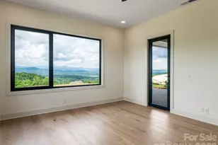 24 S Watchman Dr, Hendersonville, NC 28791 - Photo 23