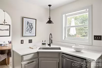 2215 Chatham Avenue, Charlotte, NC 28205 - Photo 17