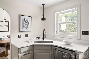 2215 Chatham Ave, Charlotte, NC 28205 - Photo 17